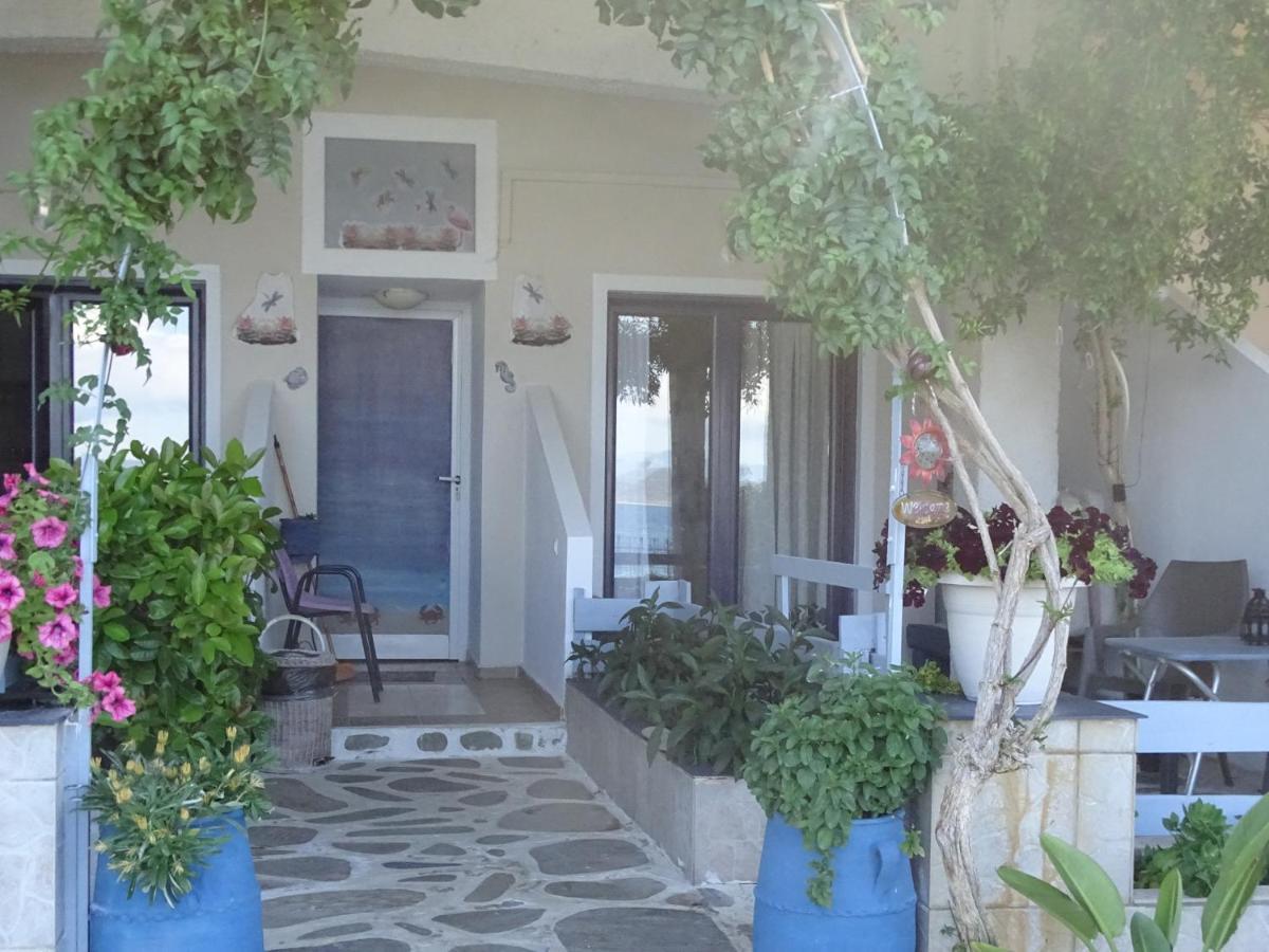 Blue Dreams Guest House Almiropotamos Exterior photo